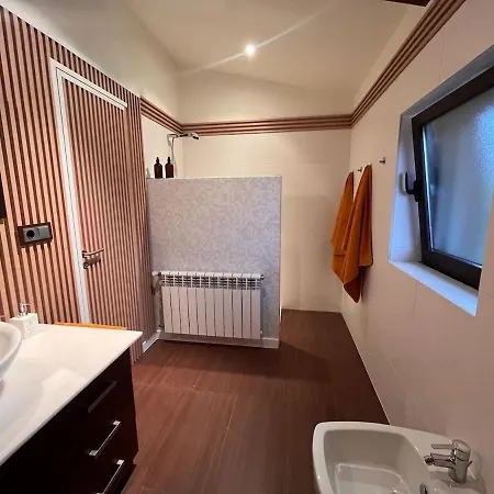 Casa A Verea 度假居 Toen